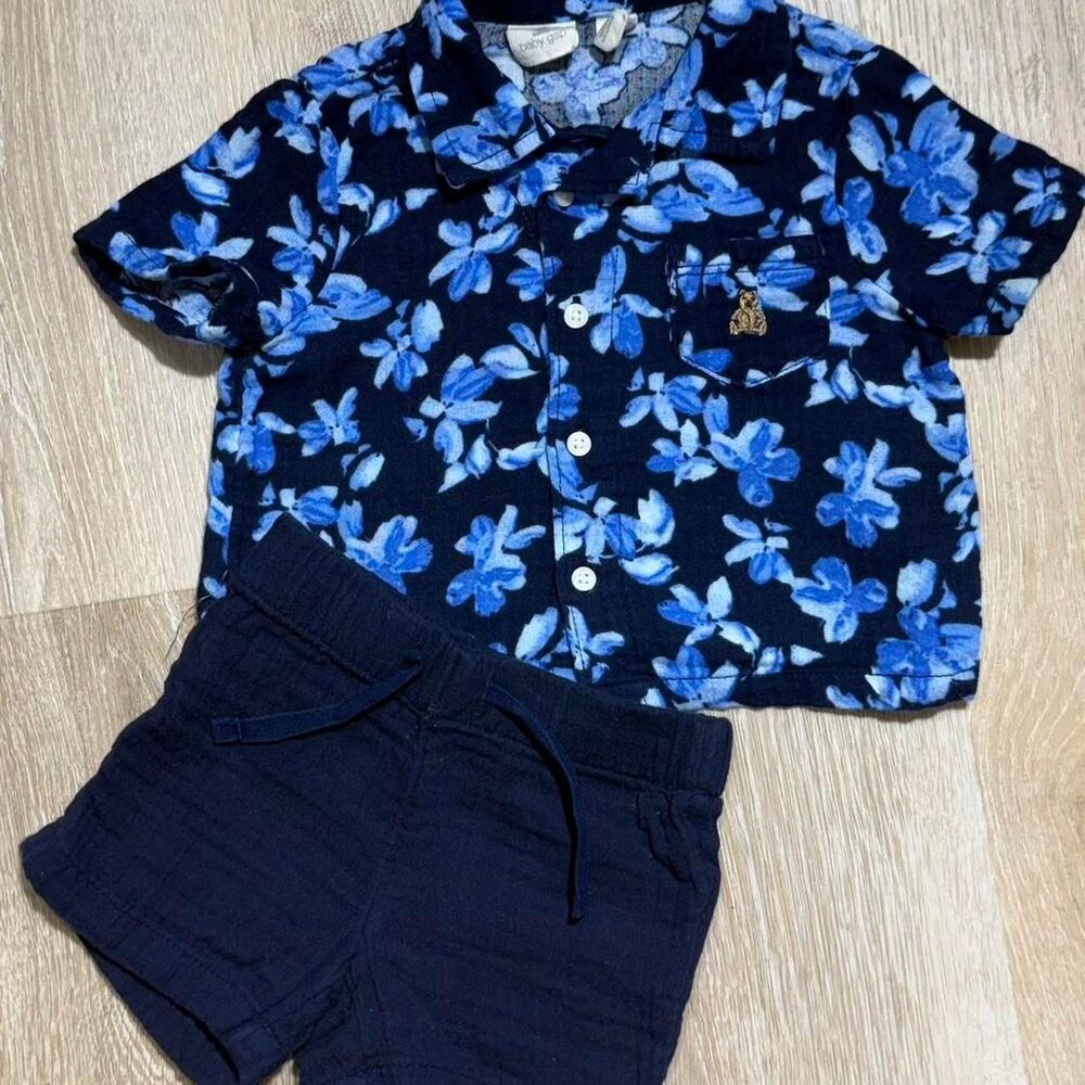 Babygap boys Blue and Navy Bundles 0-3 M